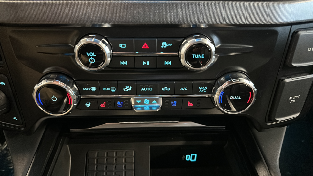 2027 Ford F-250SD Platinum
