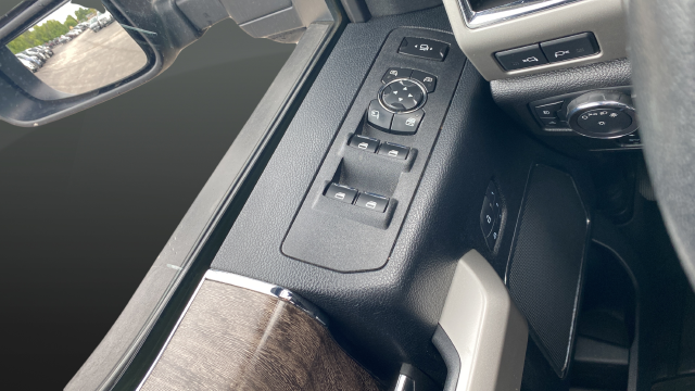 2017 Ford F-350SD Lariat