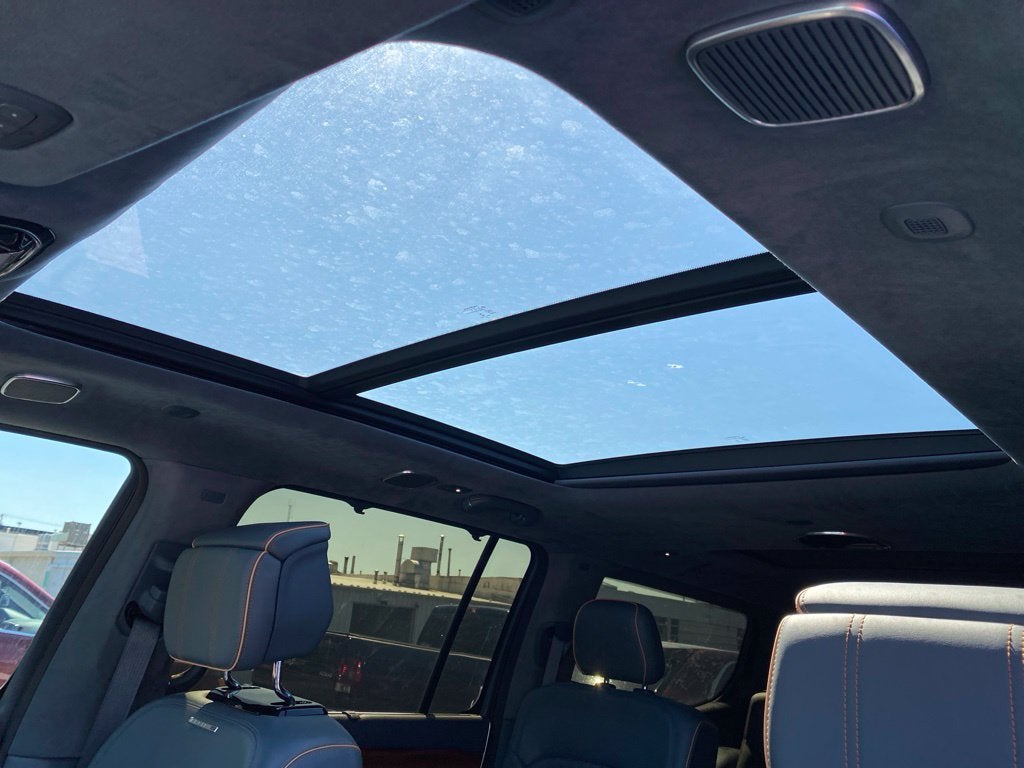 2022 Jeep Grand Wagoneer Series III