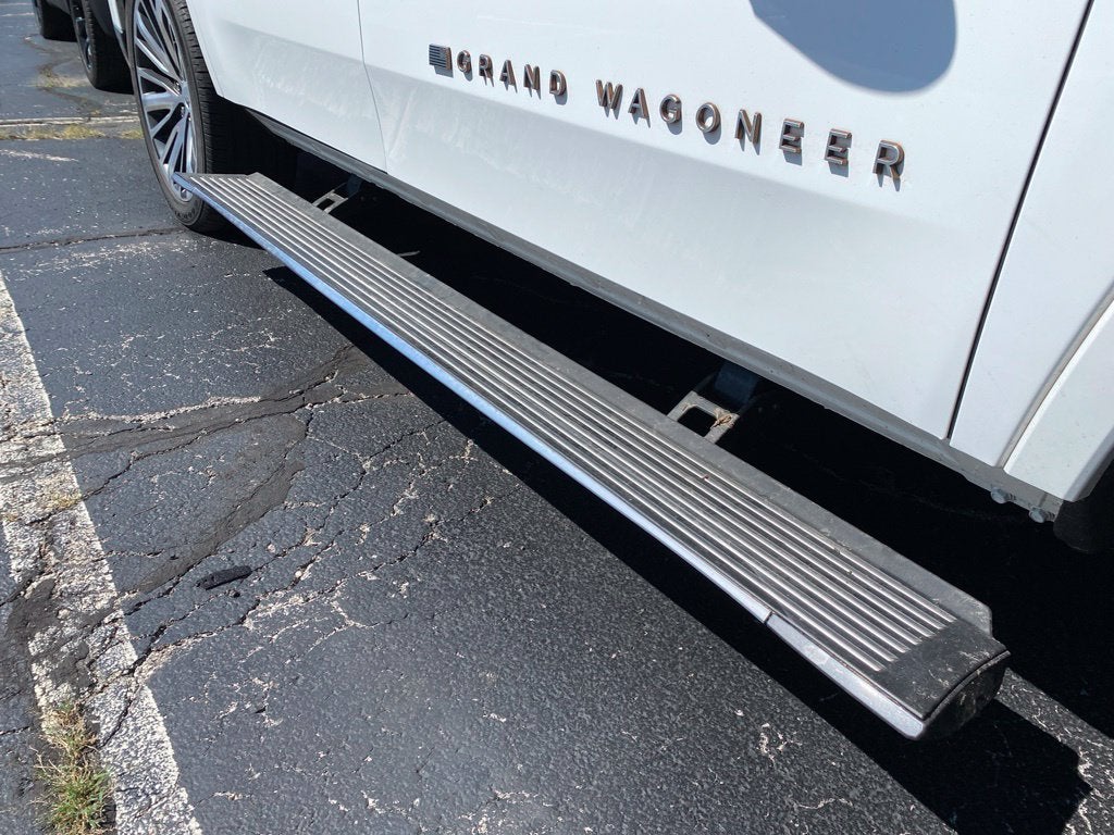 2022 Jeep Grand Wagoneer Series III