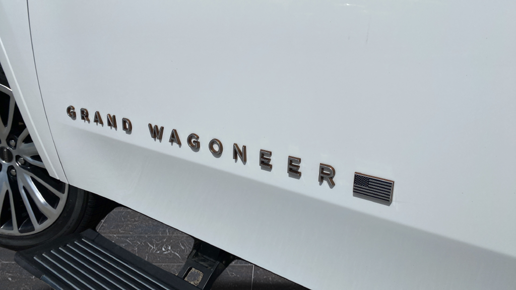 2022 Jeep Grand Wagoneer Series III