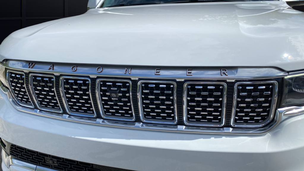 2022 Jeep Grand Wagoneer Series III