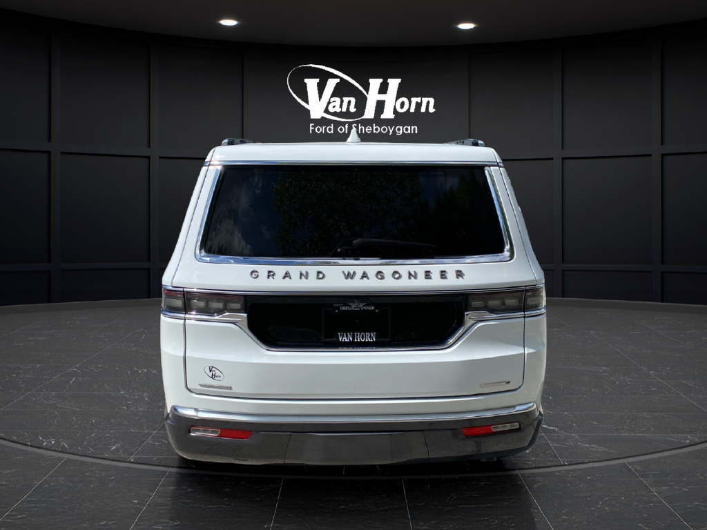 2022 Jeep Grand Wagoneer Series III
