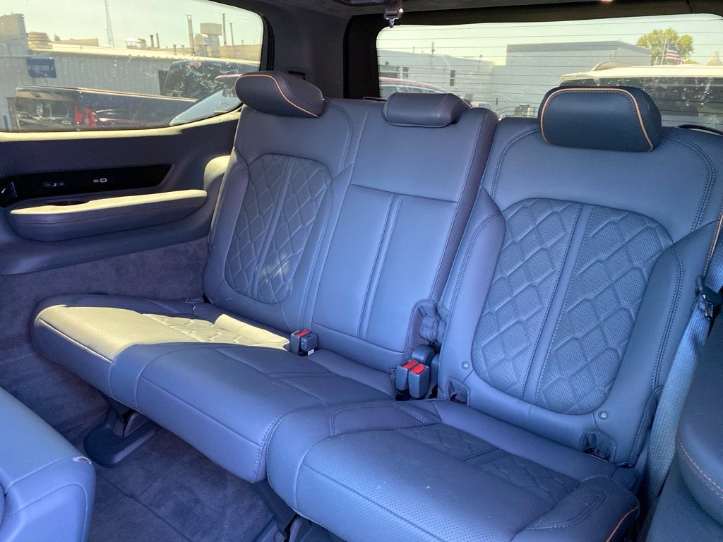 2022 Jeep Grand Wagoneer Series III