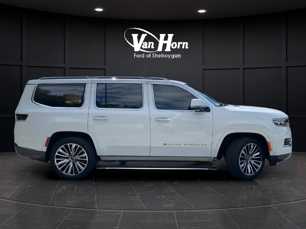 2022 Jeep Grand Wagoneer Series III