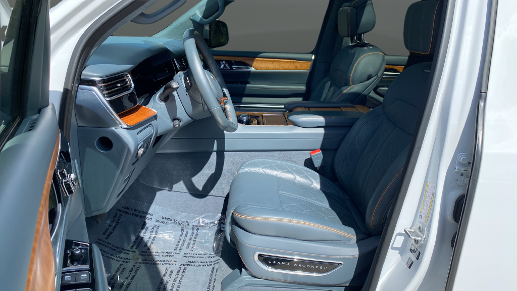 2022 Jeep Grand Wagoneer Series III