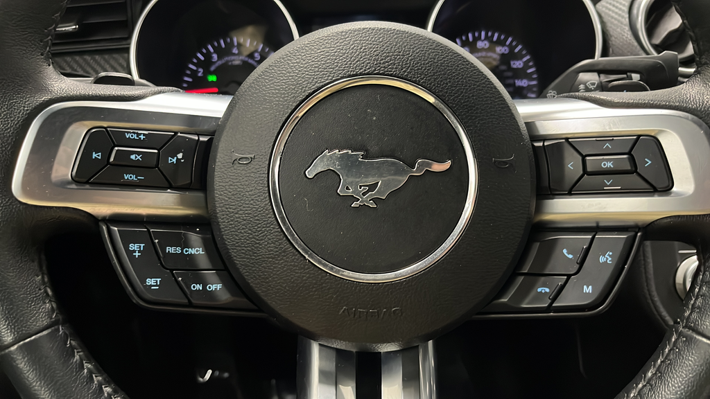 2020 Ford Mustang EcoBoost