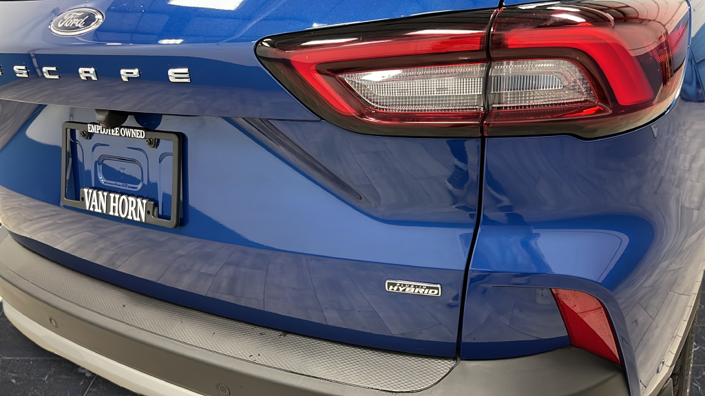 2023 Ford Escape Plug-In Hybrid Base