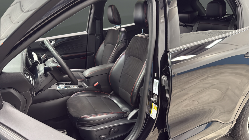 2024 Ford Escape ST-Line Select