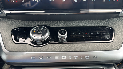 2025 Ford Expedition Tremor