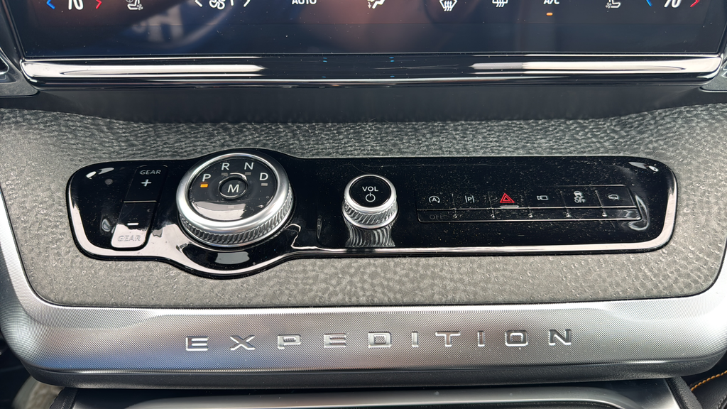 2025 Ford Expedition Tremor
