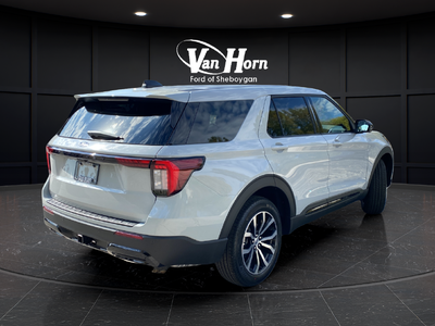 2027 Ford Explorer ST-Line