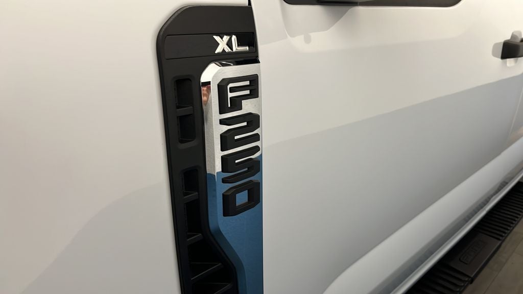 2025 Ford F-250SD XL