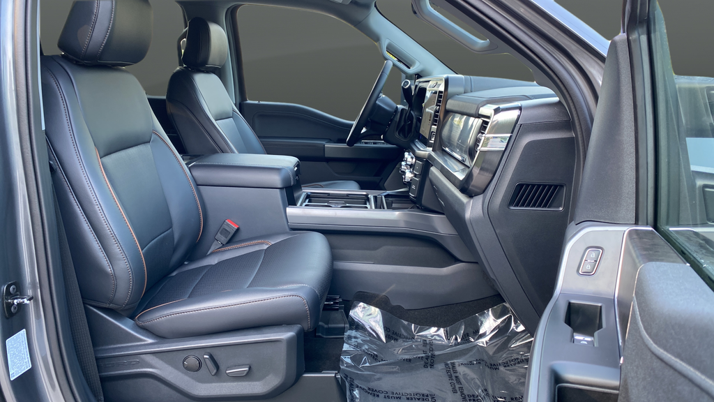 2026 Ford F-250SD Lariat Tremor- Diesel