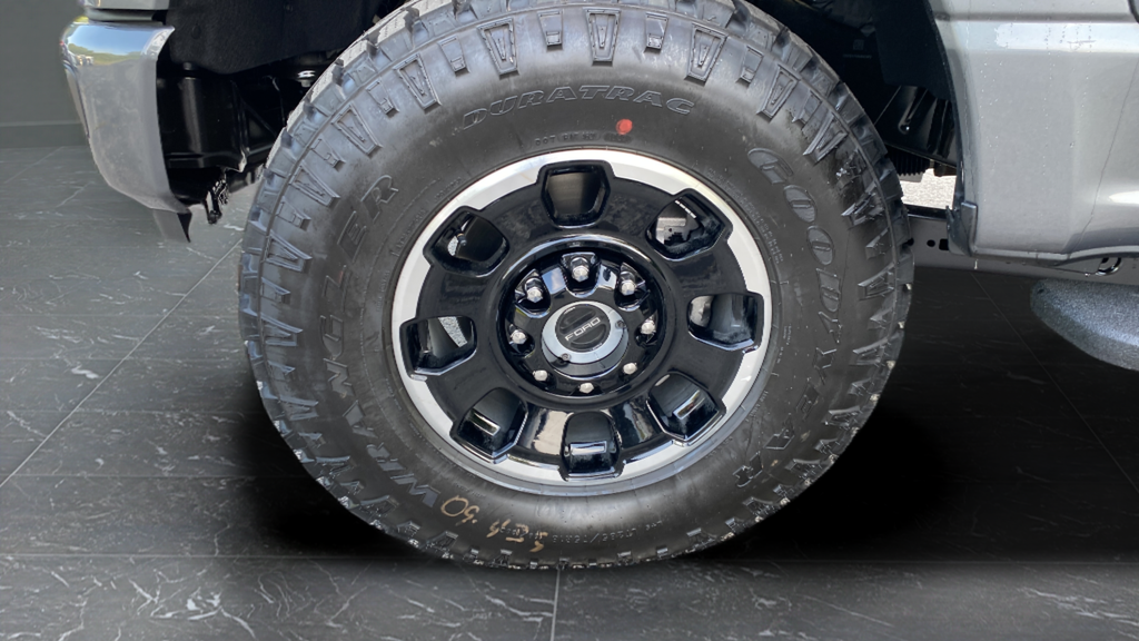 2026 Ford F-250SD Lariat Tremor- Diesel