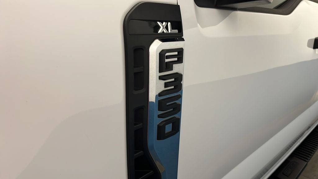2023 Ford F-350SD XL