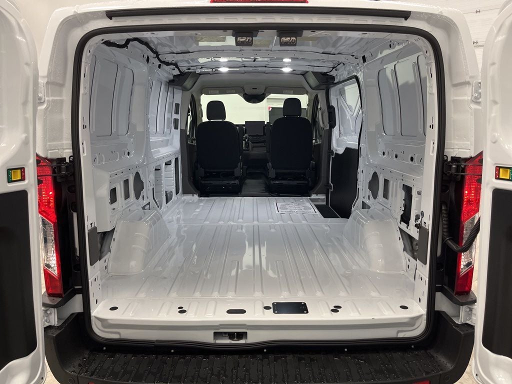 2026 Ford Transit Cargo T-250