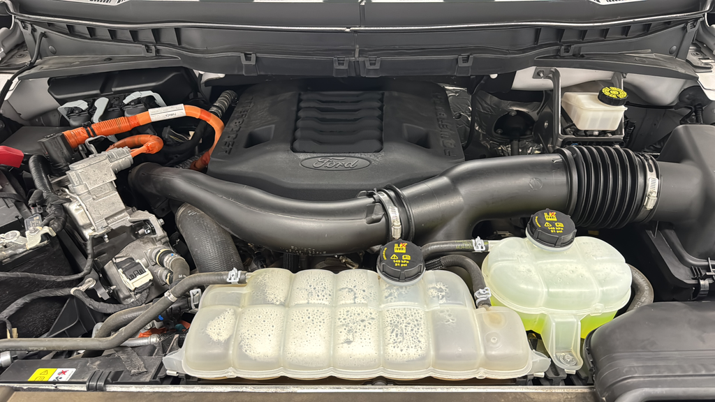 2023 Ford F-150 XLT Hybrid