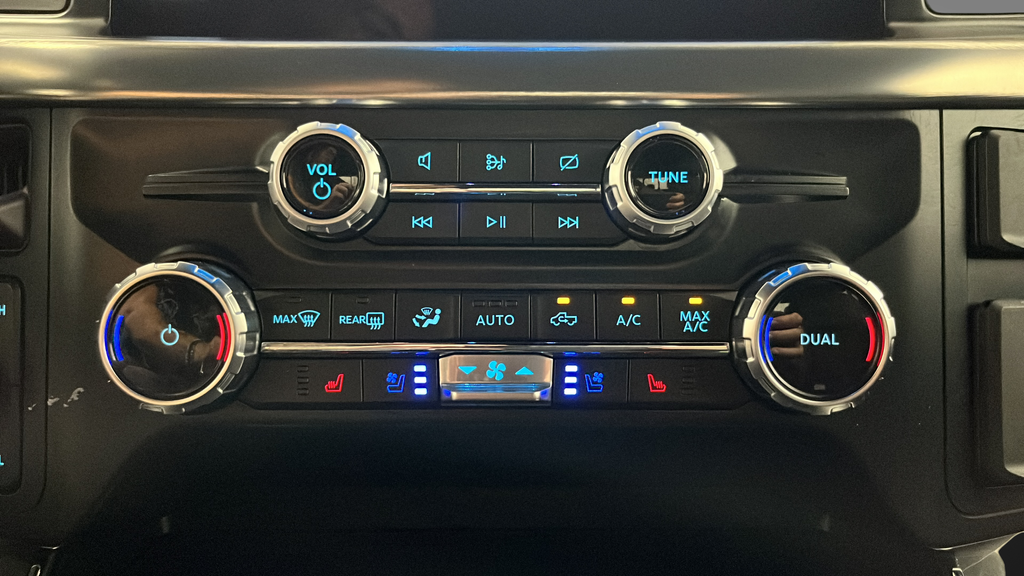 2023 Ford F-150 Lariat Hybrid