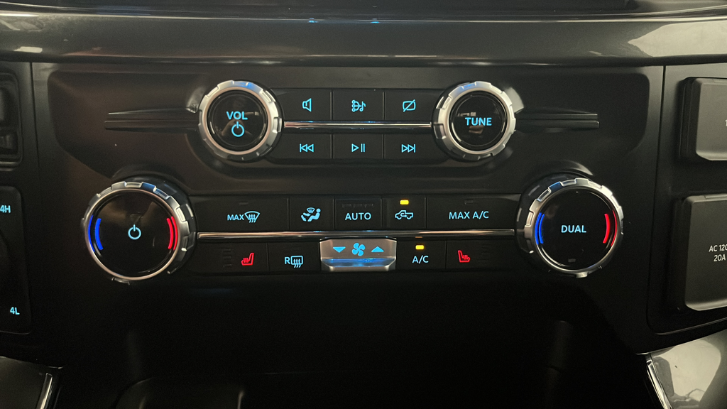 2023 Ford F-150 XLT Hybrid