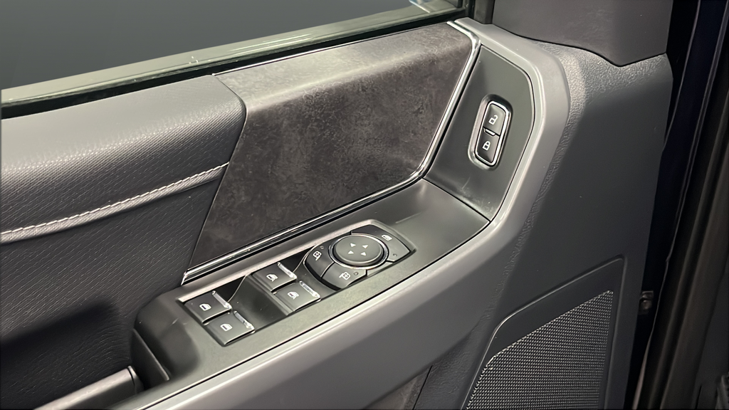 2025 Ford F-150 XLT Hybrid
