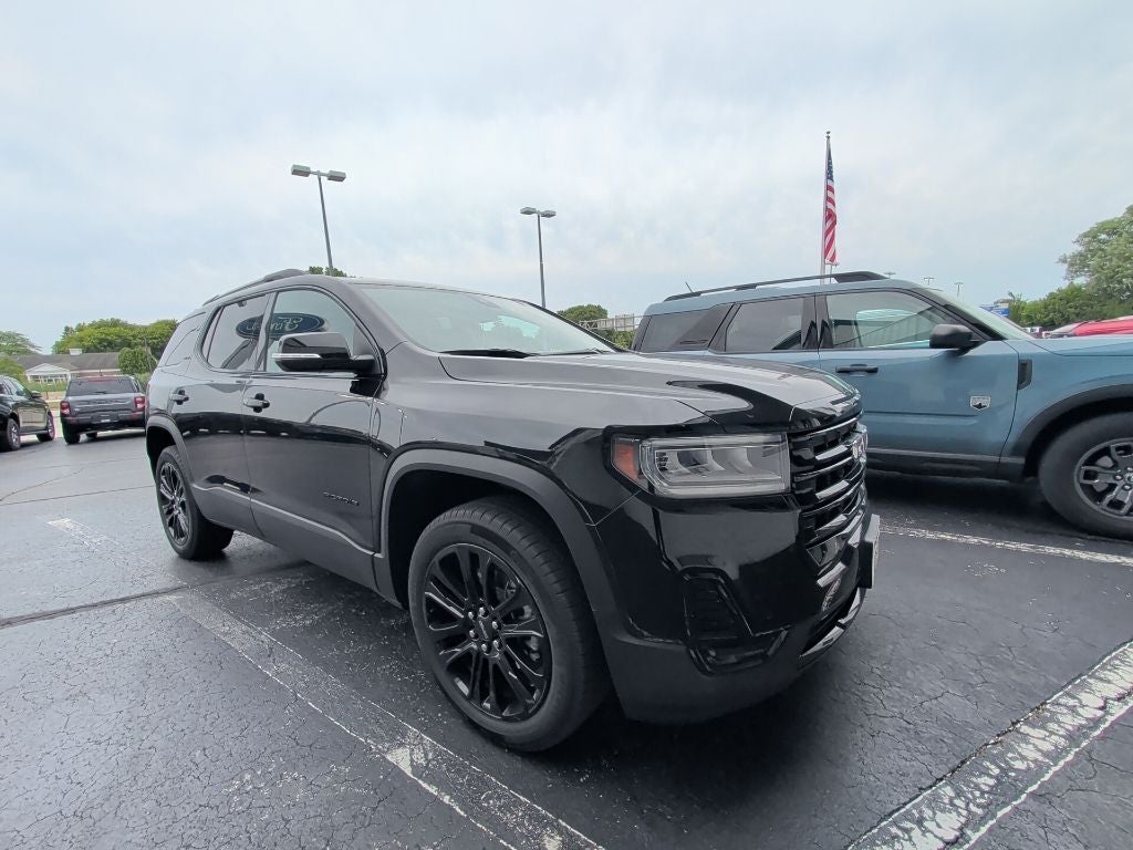 2022 GMC Acadia SLE