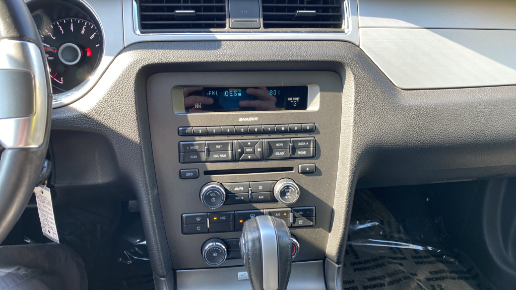 2014 Ford Mustang V6 Premium