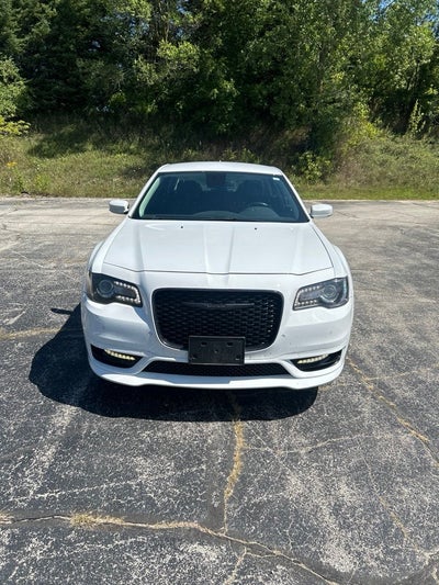 2022 Chrysler 300 Touring