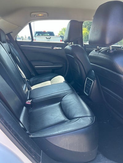 2022 Chrysler 300 Touring