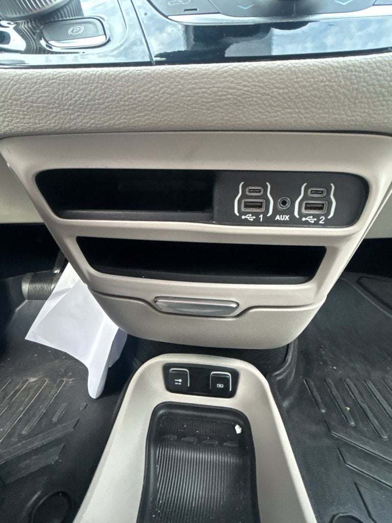 2021 Chrysler Pacifica Hybrid Touring L