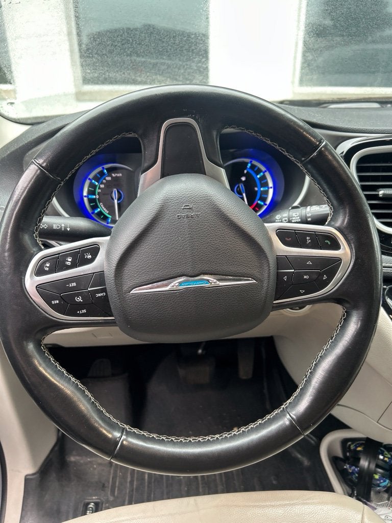 2021 Chrysler Pacifica Hybrid Touring L