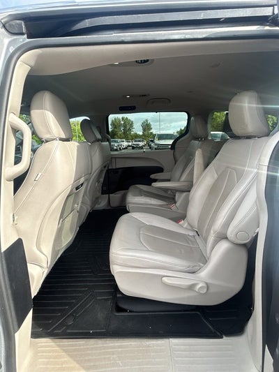 2021 Chrysler Pacifica Hybrid Touring L