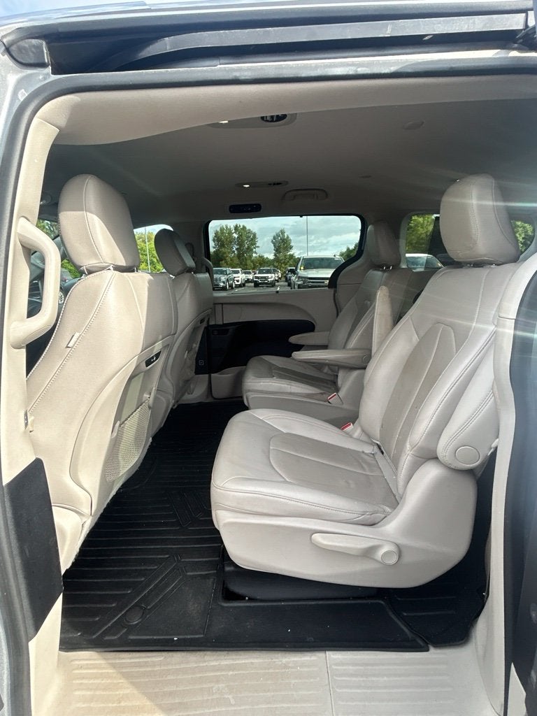 2021 Chrysler Pacifica Hybrid Touring L