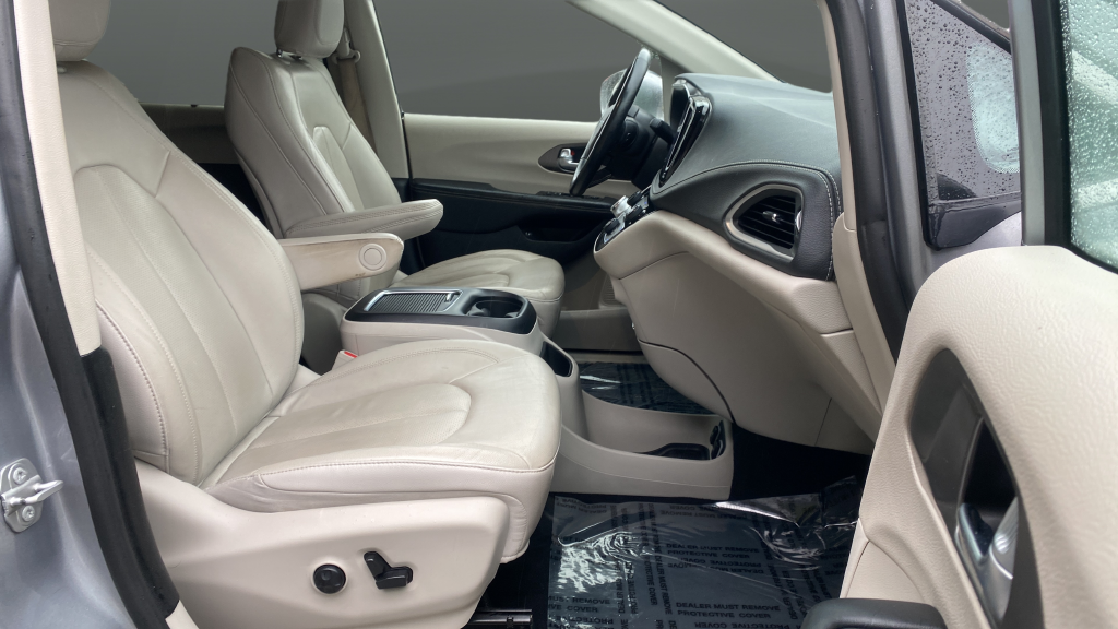 2021 Chrysler Pacifica Hybrid Touring L