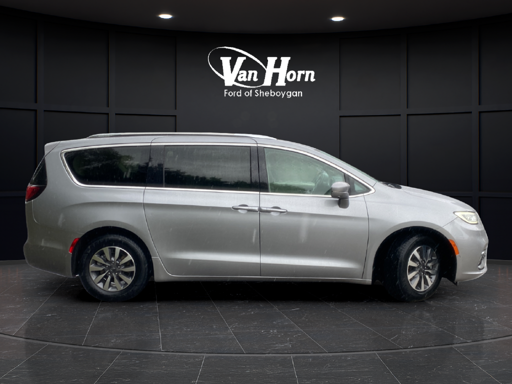 2021 Chrysler Pacifica Hybrid Touring L