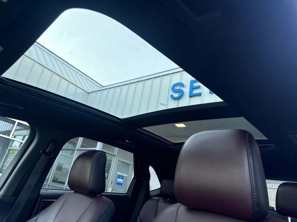 2020 Ford Edge Titanium