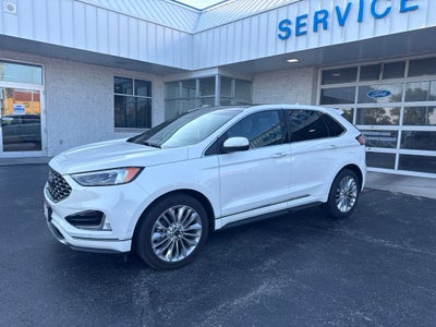 2020 Ford Edge Titanium