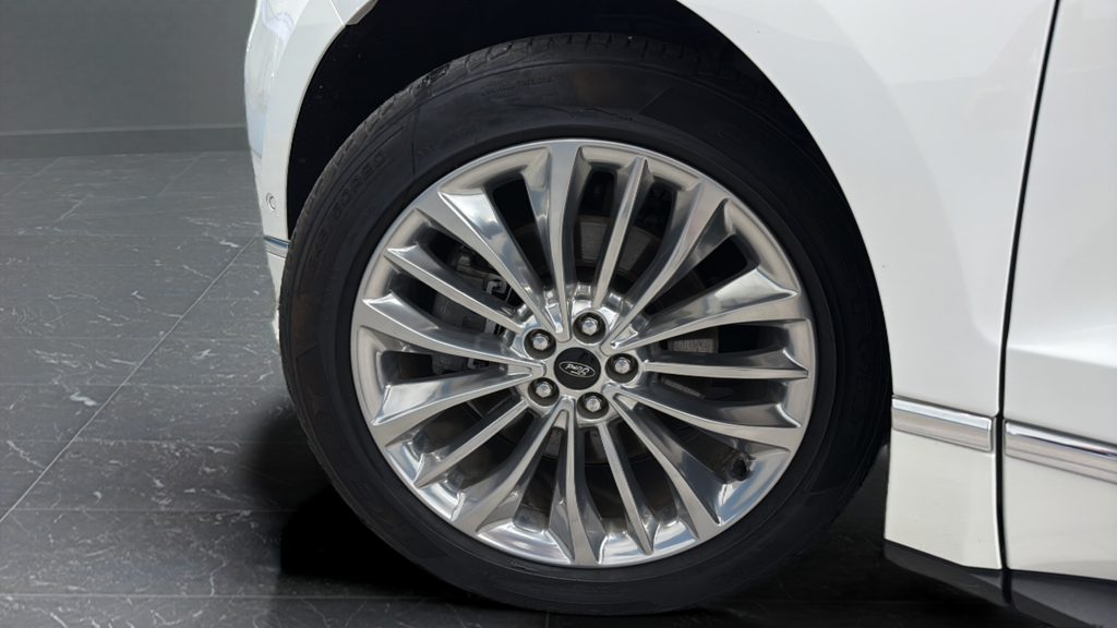 2020 Ford Edge Titanium