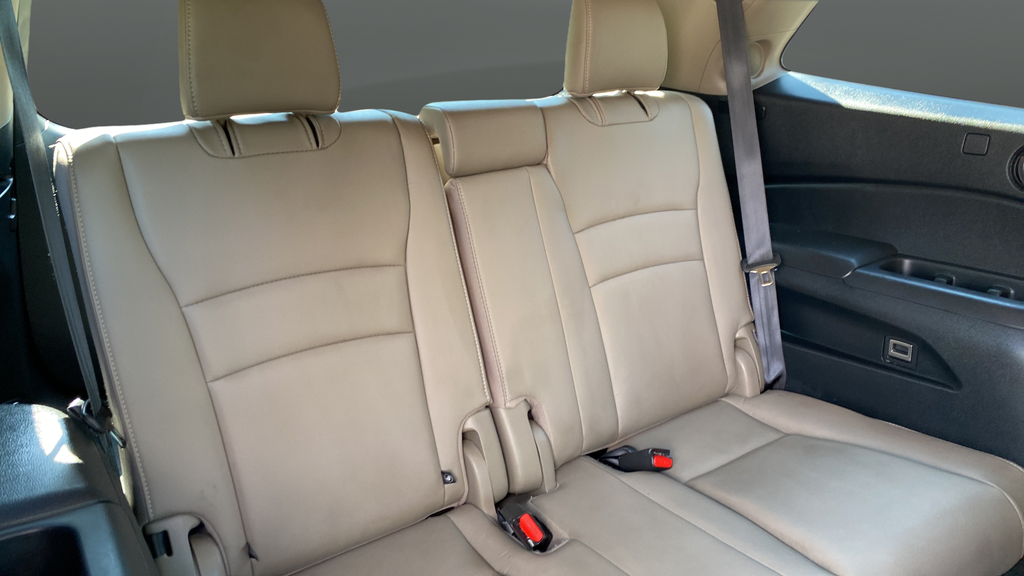 2022 Honda Pilot Touring 7 Passenger