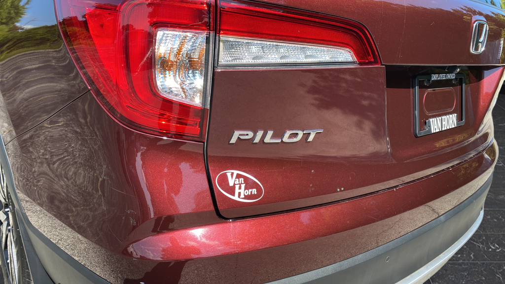 2022 Honda Pilot Touring 7 Passenger