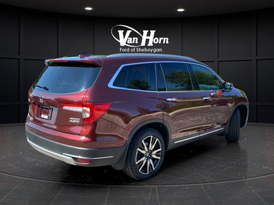 2022 Honda Pilot Touring 7 Passenger