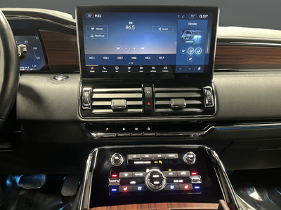 2024 Lincoln Navigator Premiere