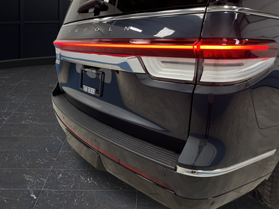 2024 Lincoln Navigator Premiere