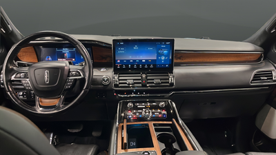 2022 Lincoln Navigator Black Label