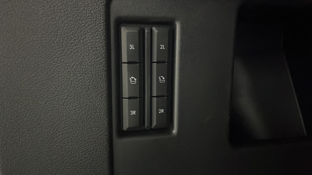 2022 Lincoln Navigator Black Label