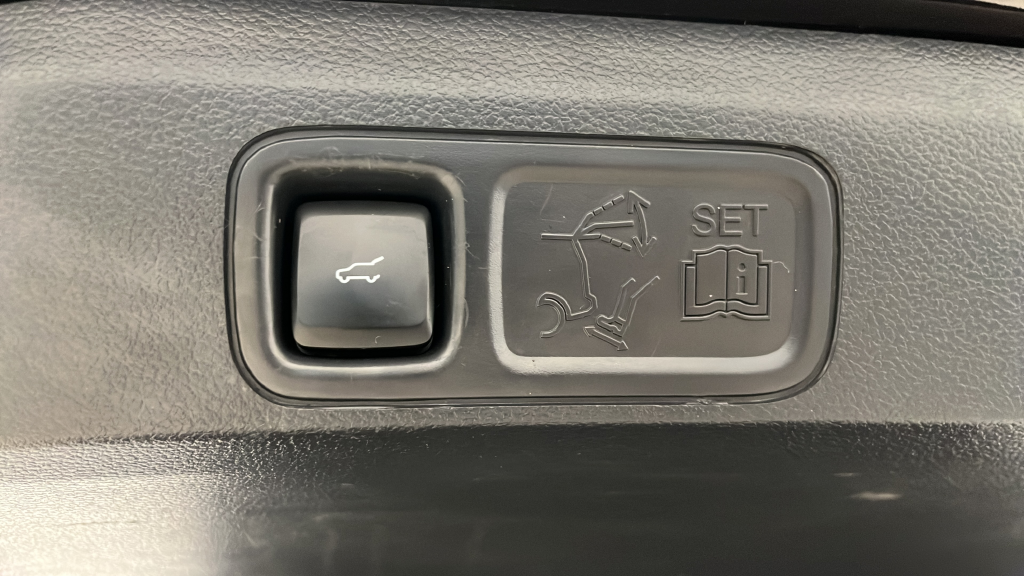 2022 Lincoln Navigator Black Label