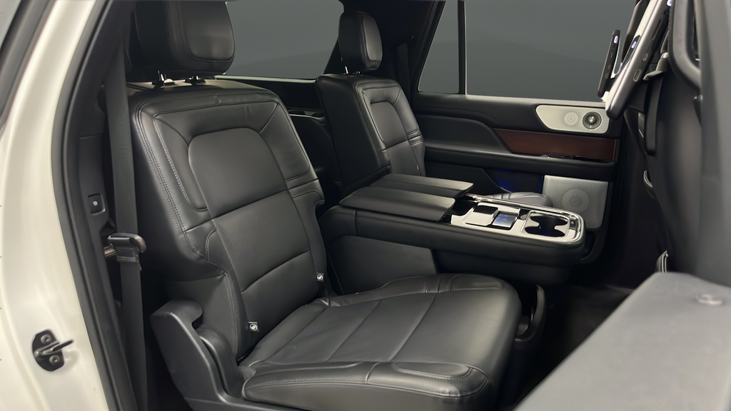 2022 Lincoln Navigator L Reserve