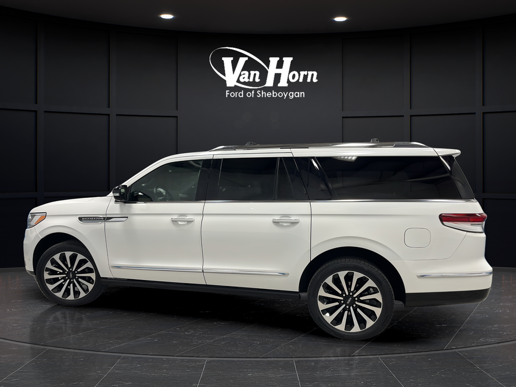 2022 Lincoln Navigator L Reserve