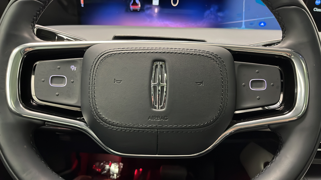 2025 Lincoln Nautilus Premiere Hybrid