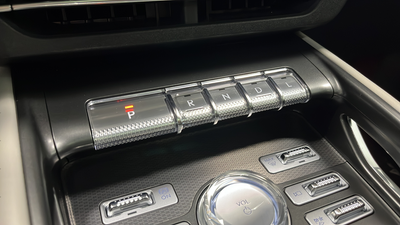 2025 Lincoln Nautilus Premiere Hybrid